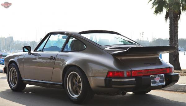 1980 Porsche 911 Weissach Edition in Platinum Metallic, seen from behind