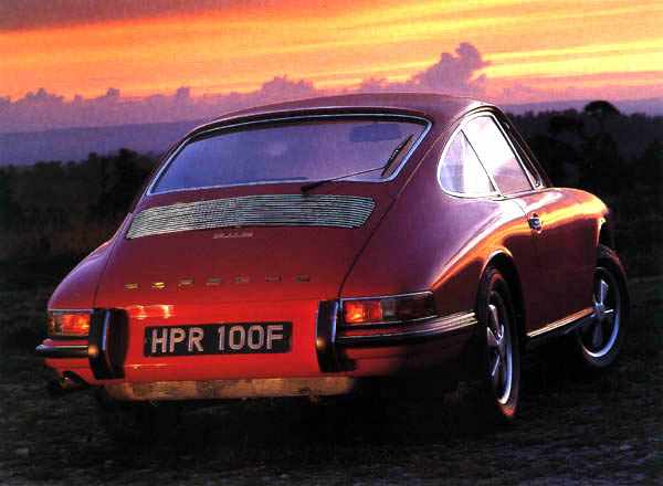 A red 1971 911 S looks into the sunset